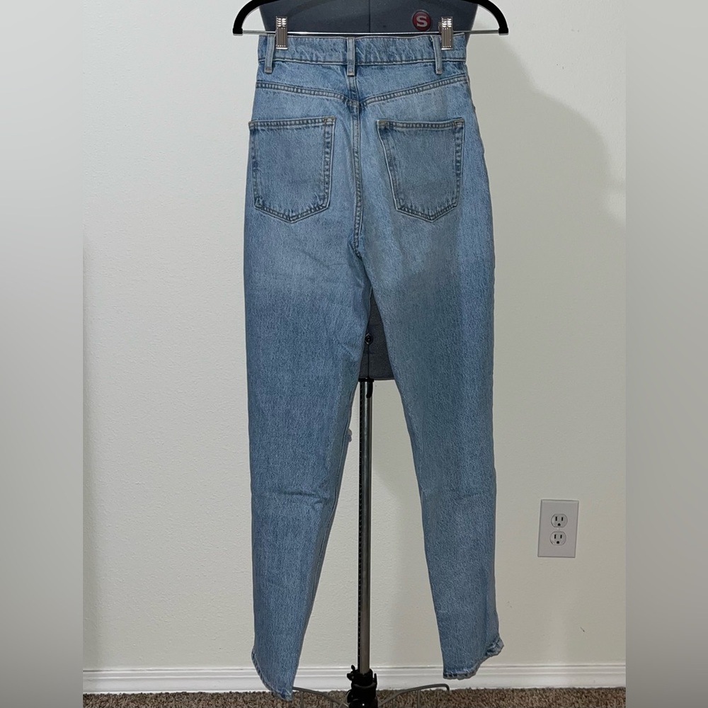New ASOS High Rise Mom Jeans - Picture 2 of 3